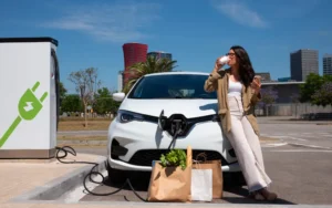 Read more about the article Top 10 Key Benefits of Driving a Small Electric Car in Australia